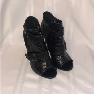 High heel open toe shoes